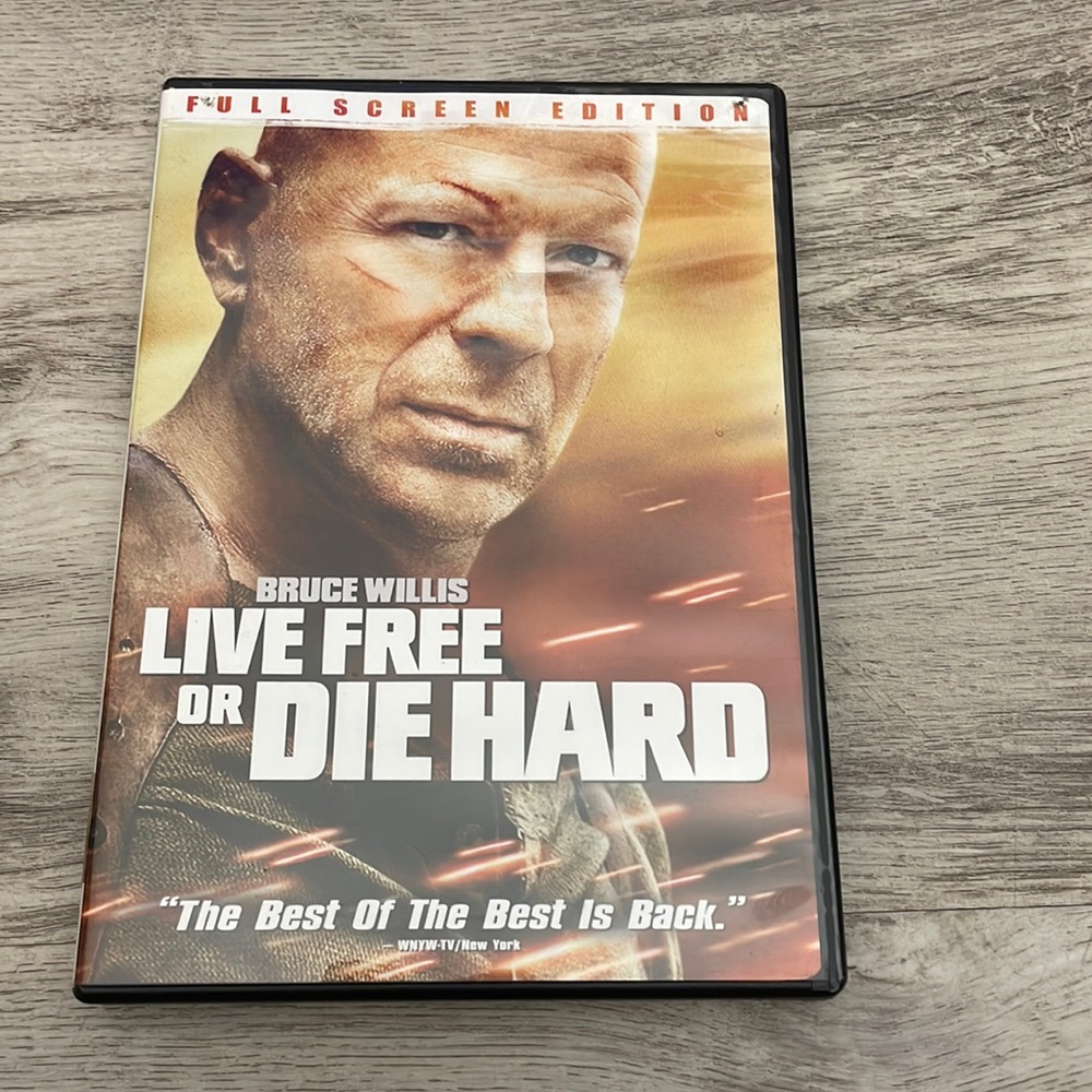 Live Free or Die Hard DVD Movie 2007 Action Thriller 2h 9m PG-13 Bruce Willis